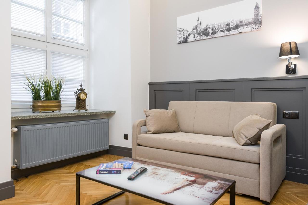 Luxury At The Main Square Tomasza Street Apartment Krakau